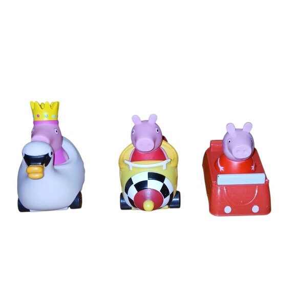 Peppa Pig Free Wheelin Cars Lot Of 3 Red Car White Swan Yellow Rocket - Picture 1 of 6